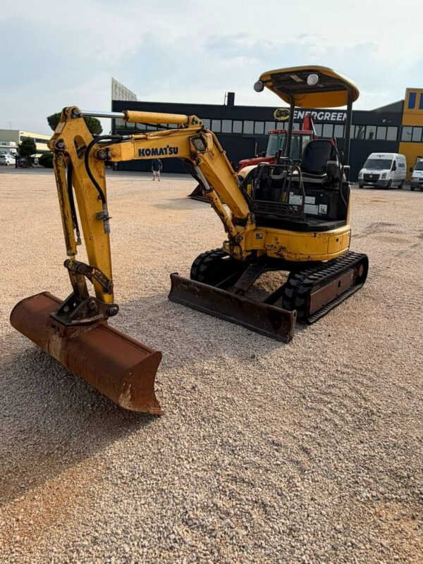 Escavatore KOMATSU PC20MR-2